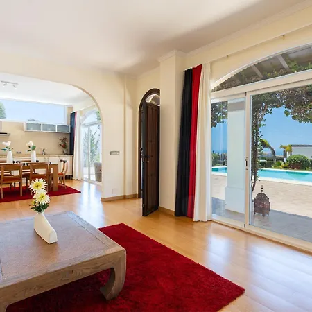 La Vista - Family Friendly Private Pool, Bbq, Sauna * Benalmádena