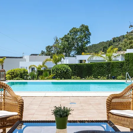 Villa La Vista - Family Friendly Private Pool, Bbq, Sauna *