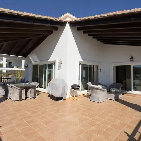La Vista - Family Friendly Private Pool, Bbq, Sauna Benalmadena