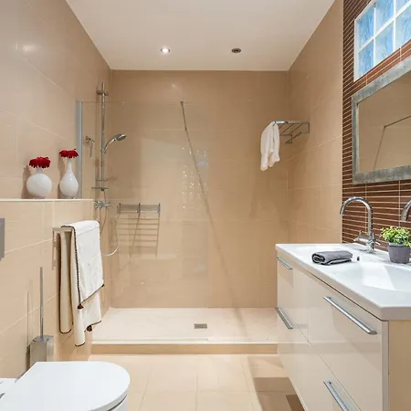 La Vista - Family Friendly Private Pool, Bbq, Sauna Villa Benalmadena