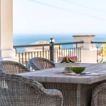 La Vista - Family Friendly Private Pool, Bbq, Sauna Benalmadena